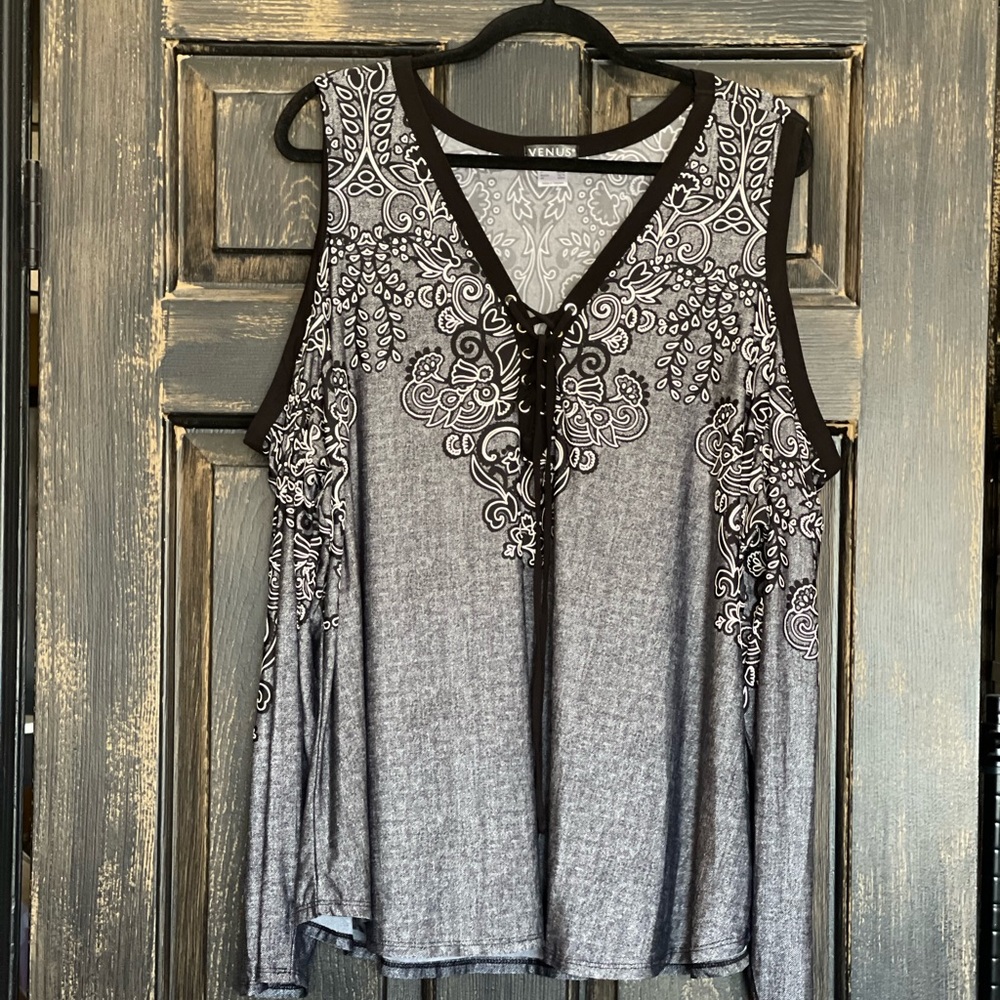 Venus Top